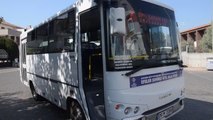 Mobil aşı ekibi, halk otobüsü kooperatifinde Kovid-19 aşısı yapıyor