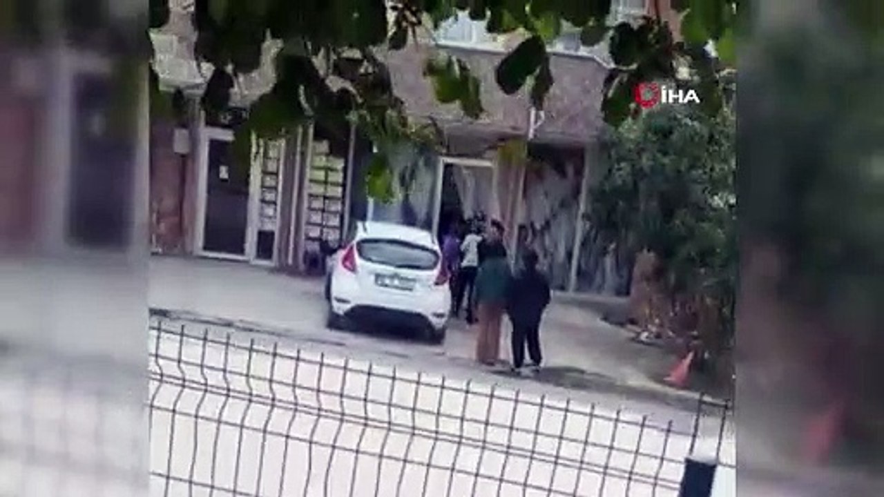 Bursa'da kadınlar saç saça, baş başa birbirine girdi