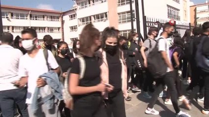 2 öğrencide korona virüs çıkınca tüm sınıf karantinaya alındı