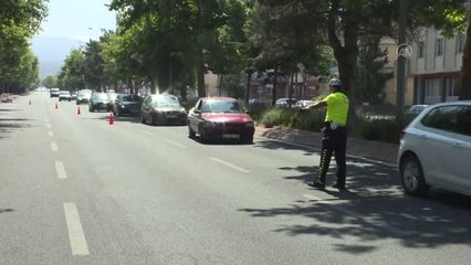 Son dakika: Trafik polisleri denetim yaptı