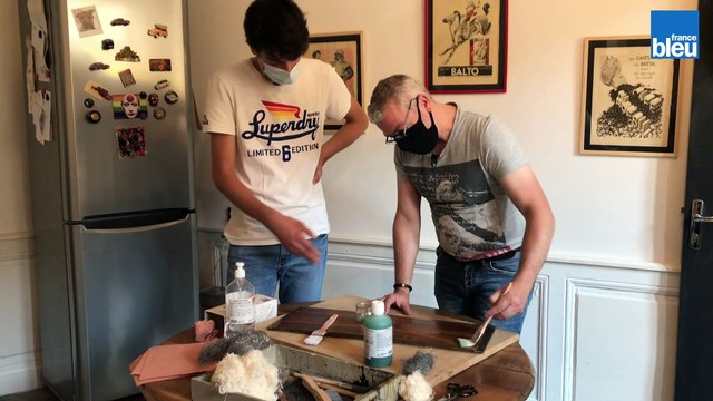 Décaper du bois ciré