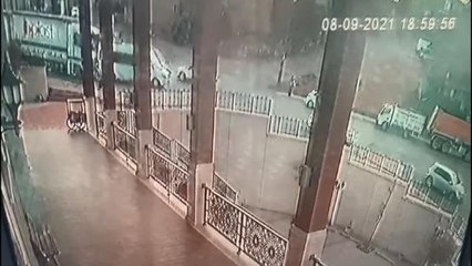 Son dakika haber: PENDİK'TE TIR KAZASI; KORKU DOLU ANLAR KAMERADA