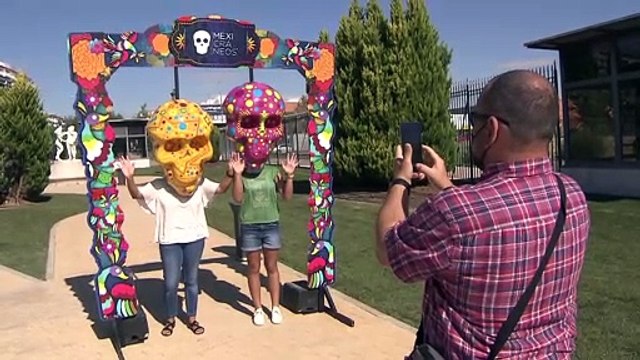 Llega por primera vez a España la exposición internacional Mexicráneos