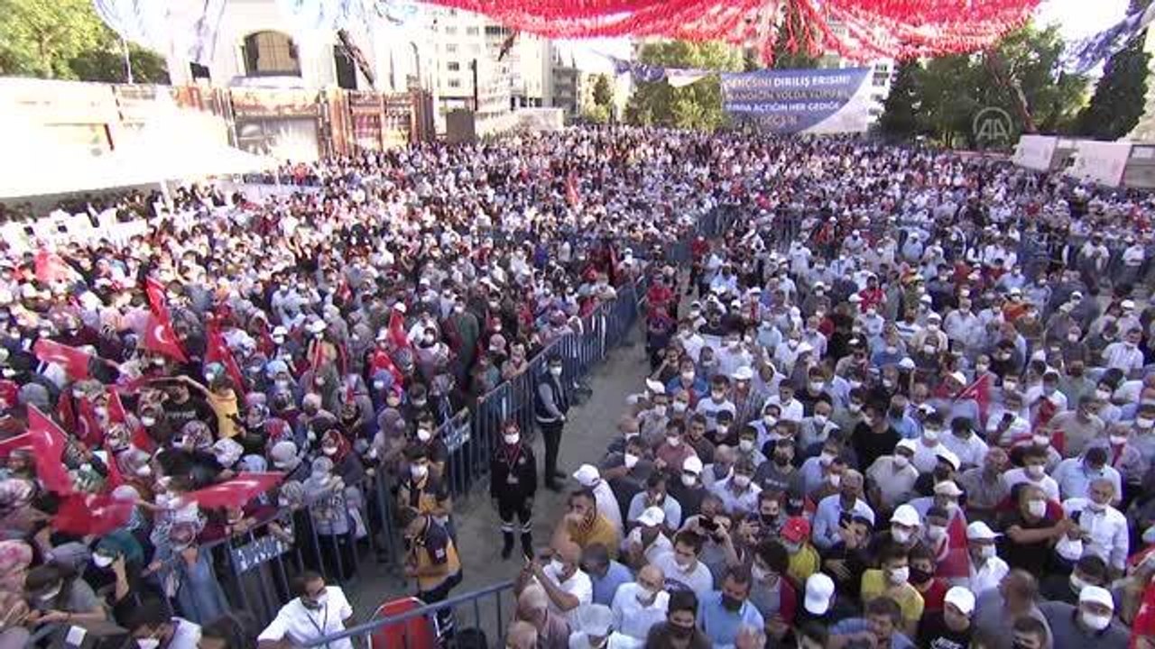 Son dakika haberi: KAHRAMANMARAŞ - Cumhurbaşkanı Erdoğan: "Kahramanmaraş yirmi yıldır girdiğimiz her mücadelede dimdik yanımızda yer alarak tüm ülkeye örnek oldu"