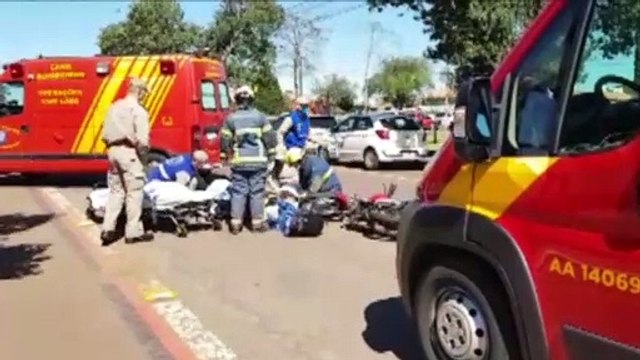 Motociclista sofre fratura aberta em joelho após colisão de trânsito no Ciro Nardi
