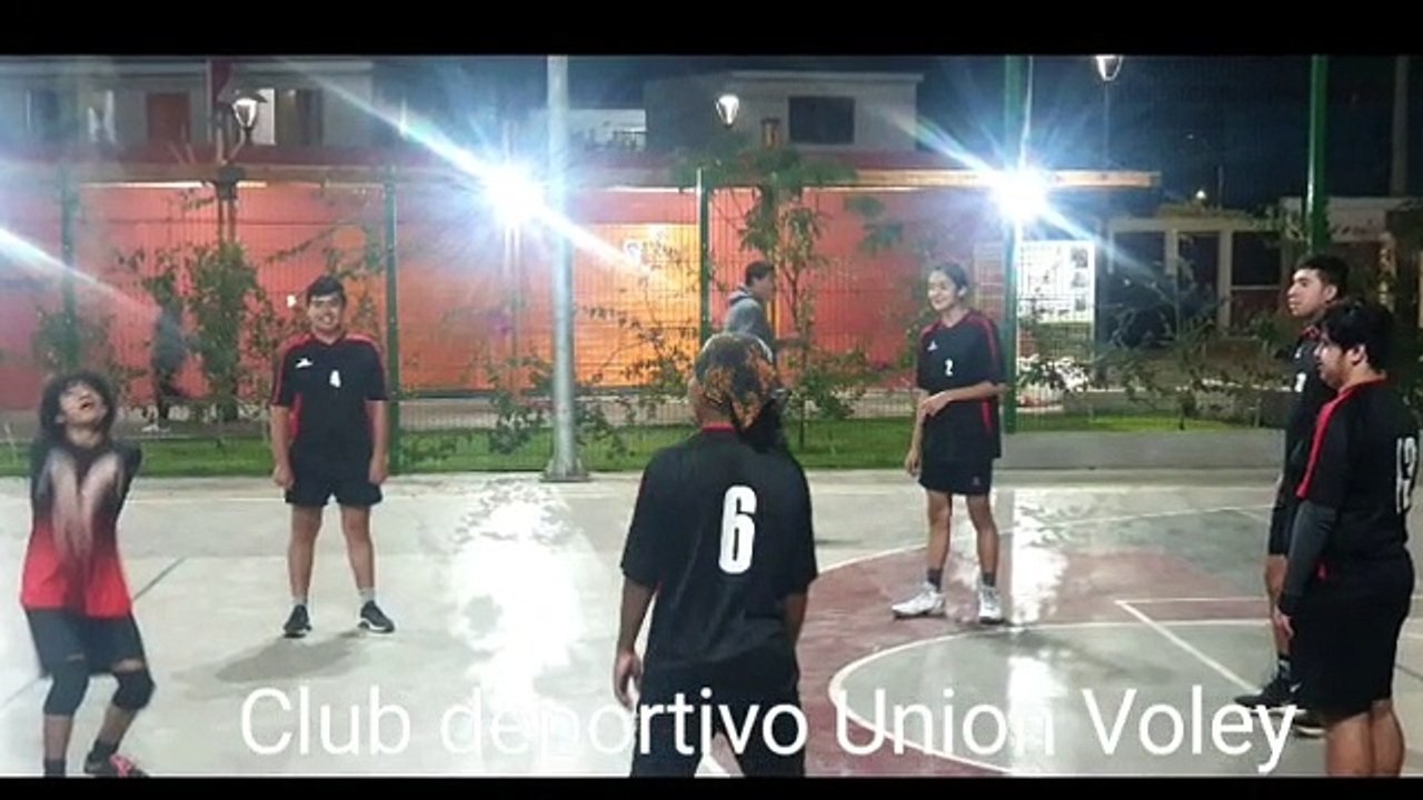 PRIMEROS PARTIDOS