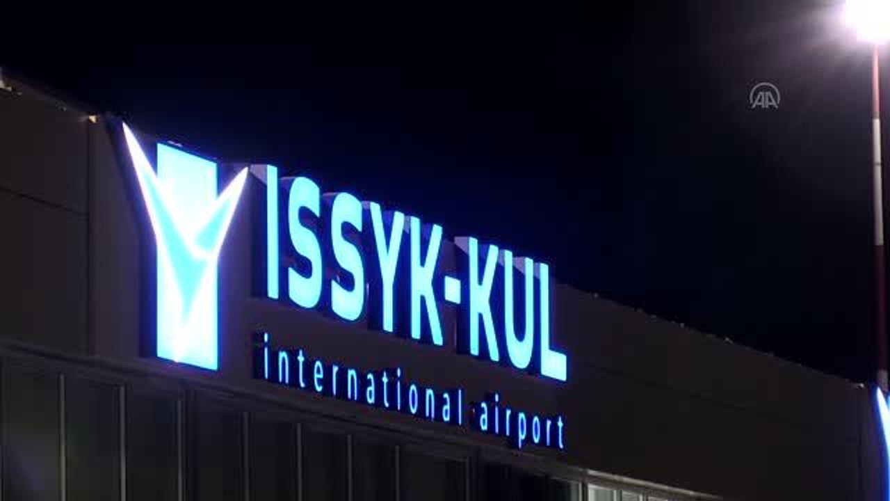 ÇOLPON-ATA - Cumhurbaşkanı Yardımcısı Oktay, Kırgızistan Cumhurbaşkanı Caparov ile bir araya geldi