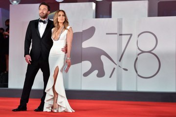 Jennifer Lopez and Ben Affleck Just Made Their Red Carpet Debut