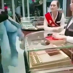 Mga Lokong Lokong Tao Sa Mundo