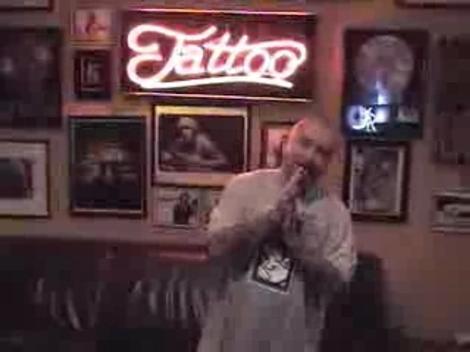 Grim Team Member Reign Get 's Inked By Mister Cartoon
