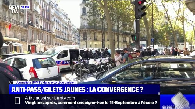 Paris: après de sporadiques incidents en fin de matinée, la manifestation anti-pass partie de la place Wagram se déroule sans heurts