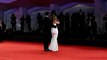 Besos y mucho amor: Jennifer Lopez y Ben Affleck posa juntos por primera vez