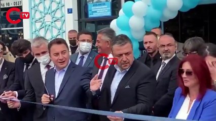 Babacan’dan kurdele kesen çocuğa uyarı: Dikkat et yumruk gelmesin