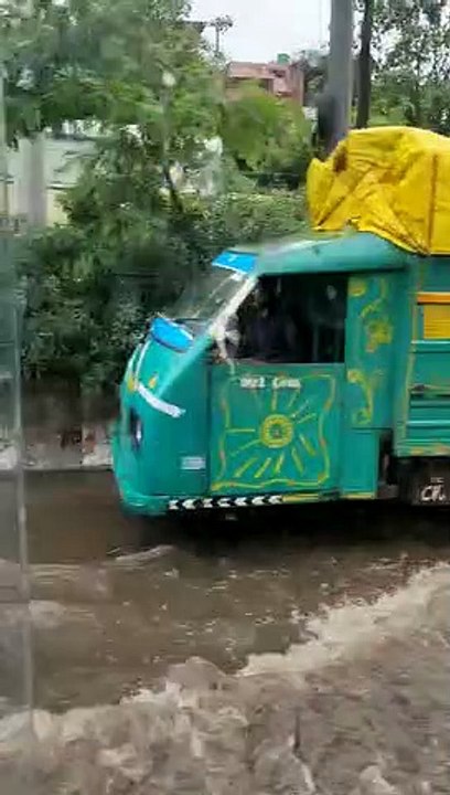 Delhi Heavy Rain: दिल्ली में भरा पानी