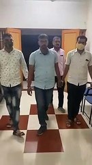 VIDEO: लैंड एंड रेकॉर्ड सर्वेयर को 30 हजार की रिश्वत लेते पकड़ा