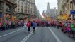 Carme Forcadell, Jordi Sànchez i Elisenda Paluzie, retrobats entre crits d'independència