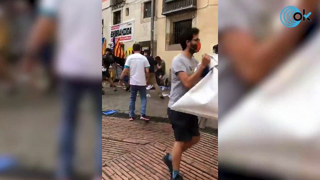Batalla campal entre diferentes facciones independentistas radicales en Barcelona