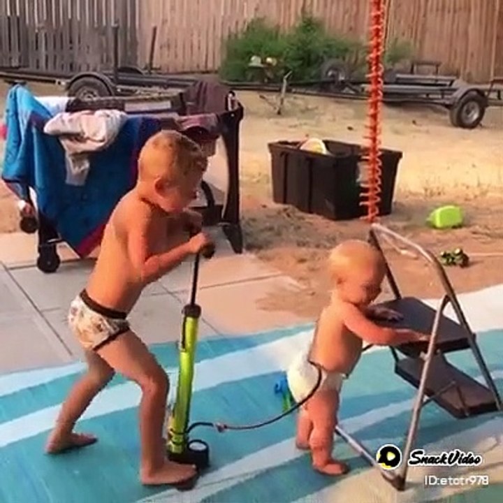 baby funs, funny babies activities