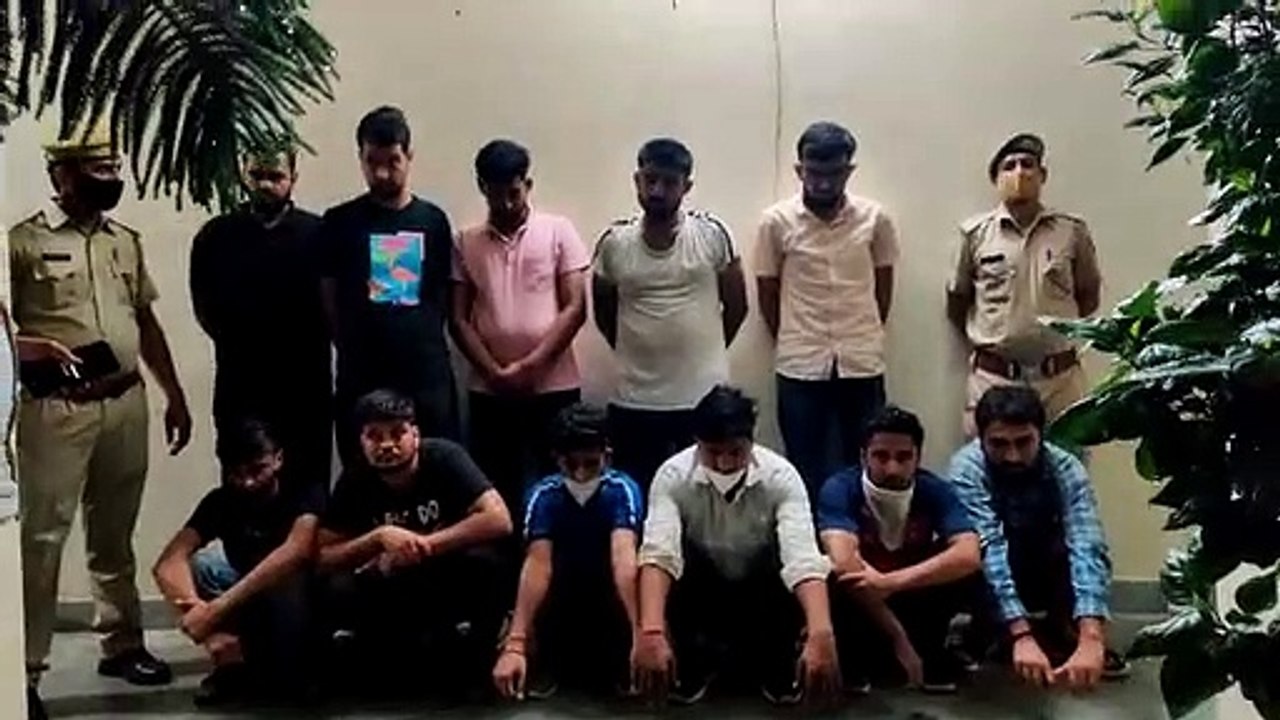 बड़ी खबर: नीट परीक्षा से पहले पुलिस ने पकड़ा नकल का बड़ा गिरोह, वीक्षकों की मिलीभगत का अंदेशा