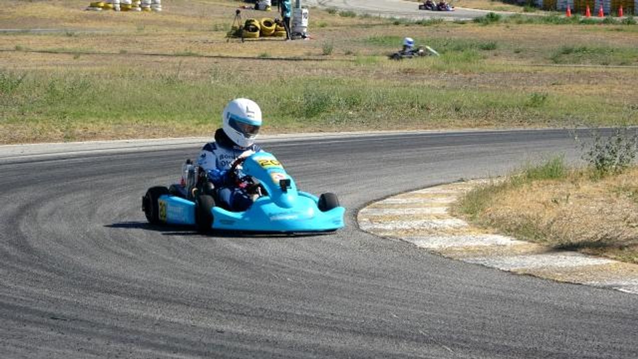 Karting Şampiyonası'nın 5. ayak yarışları başladı