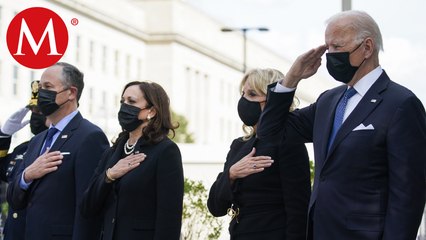 Joe Biden y Kamala Harris dejan ofrenda en el Pentágono