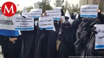 Protestan mujeres en Afganistán en apoyo a talibanes