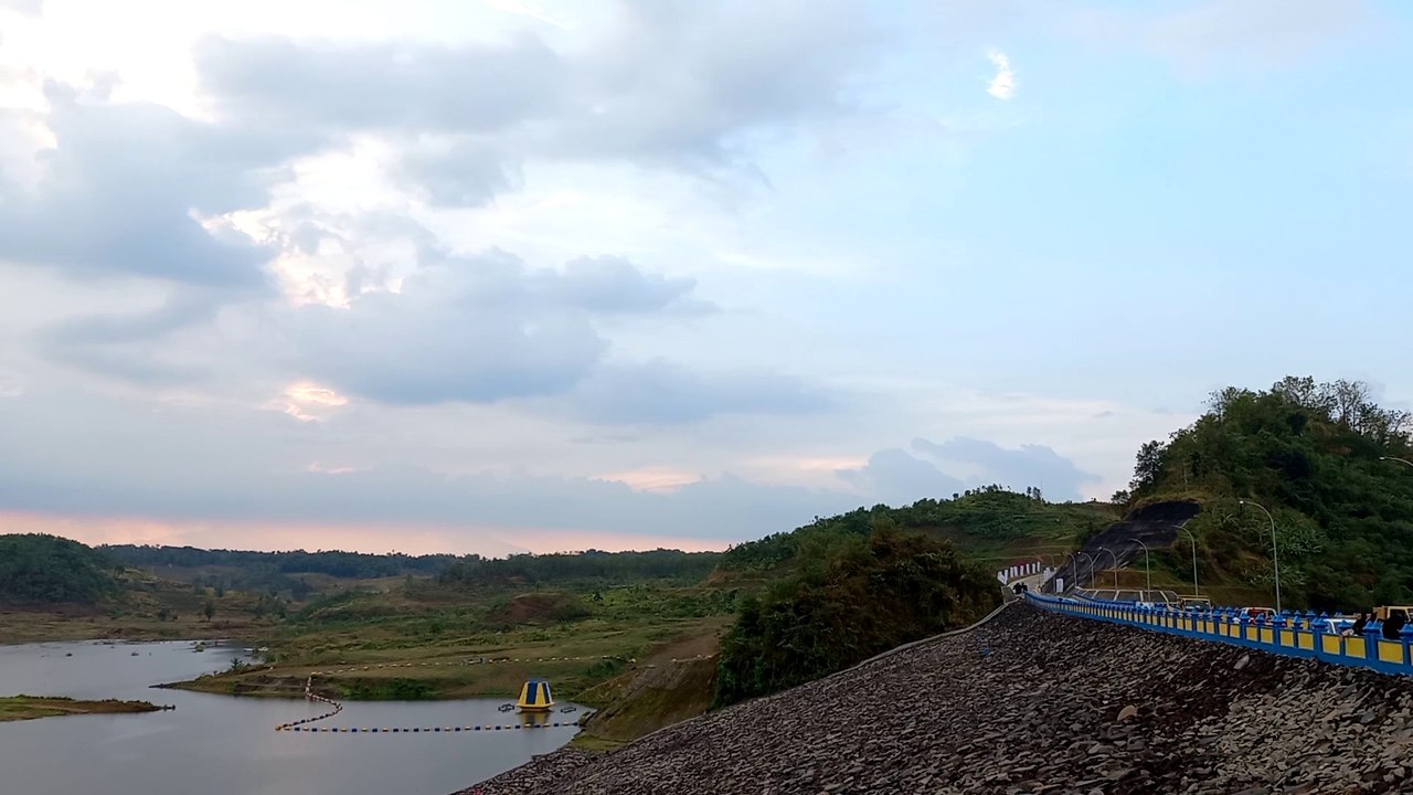 Timelapse kuningan Dam