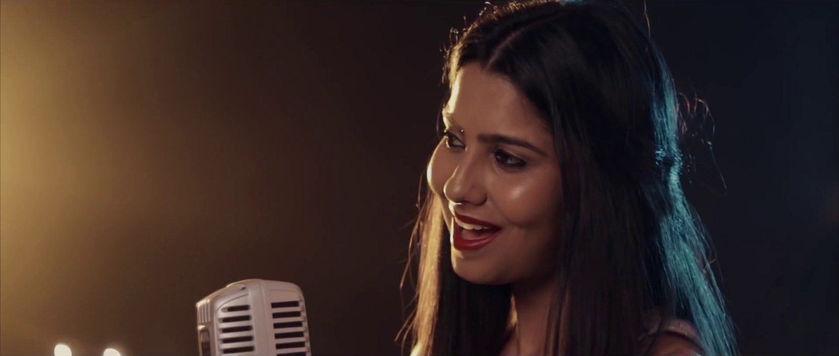 Shreya Ghoshal Love Mashup  by Aakritti Mehra | Music Club