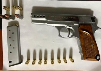 Son dakika haber | İstanbul'da "ruhsatsız tabanca" baskını kamerada