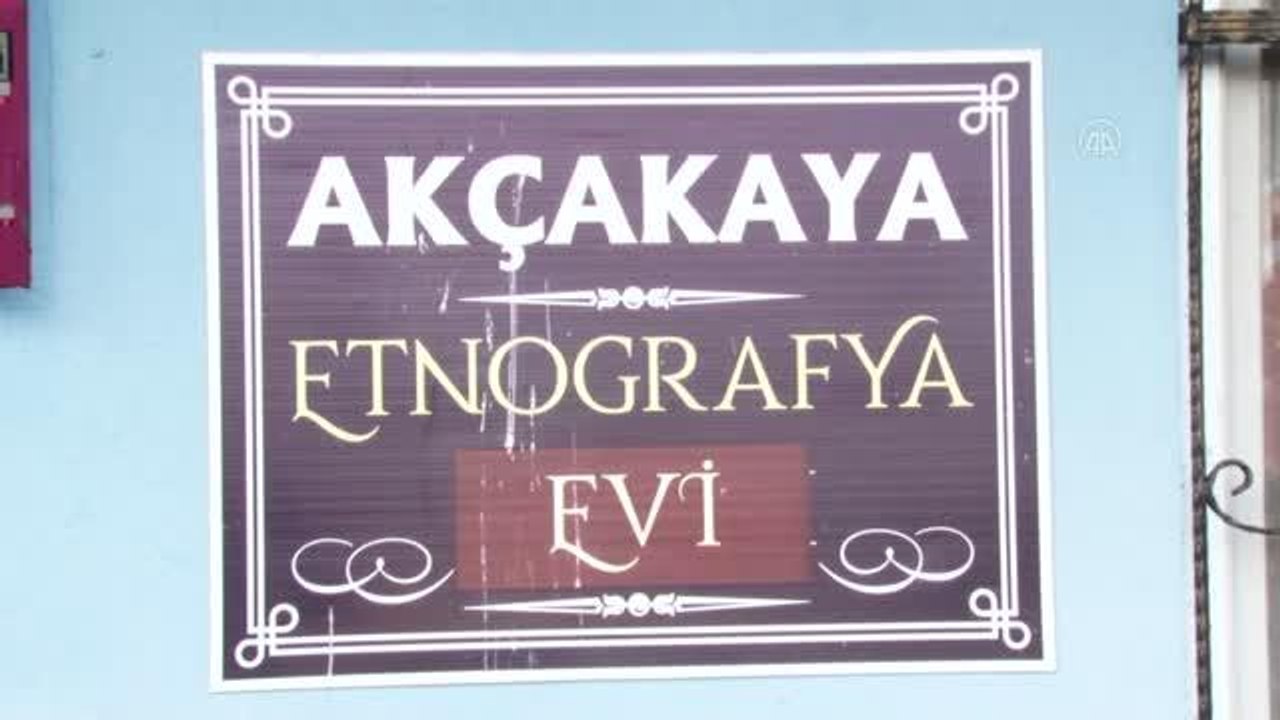 Geçmiş köy yaşamını yansıtan müze ziyaretçilerini tarihi yolculuğa çıkarıyor