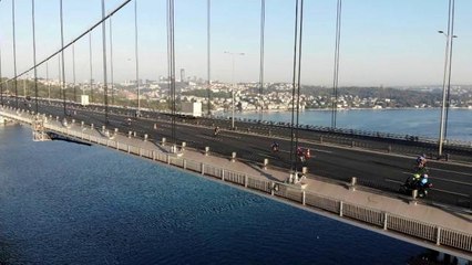 Dünyanın ilk kıtalararası triatlon yarışı havadan görüntülendi