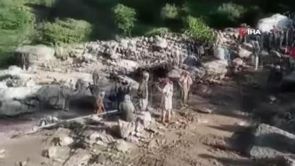 Pakistan'da toprak kayması: 12 ölü, 2 yaralı