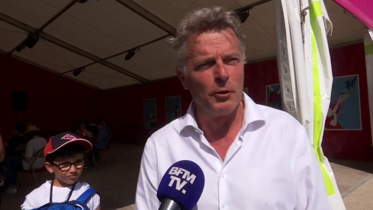 Le secrétaire national du PCF "ne cautionne pas du tout" les propos anti-police tenus au concert de Soso Maness