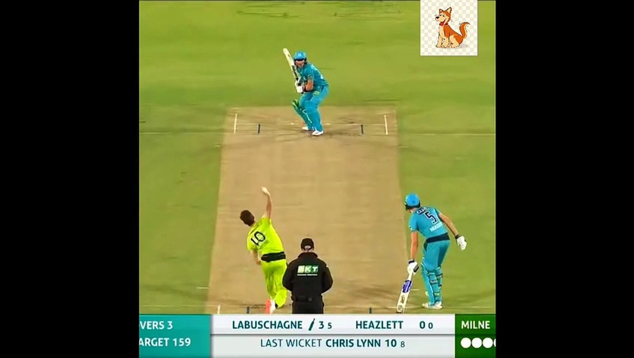 One ball accident between three players