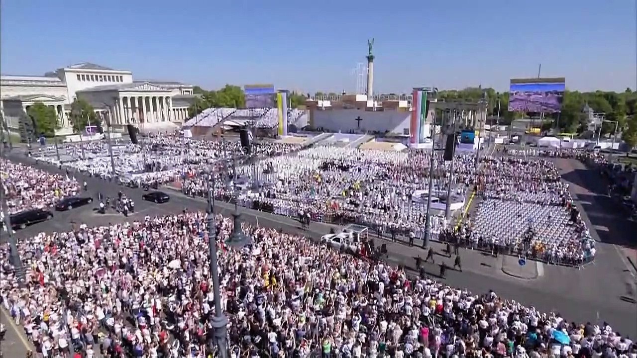 "Siate aperti e rispettosi", il messaggio del Papa ai fedeli ungheresi. Faccia a faccia con Orban