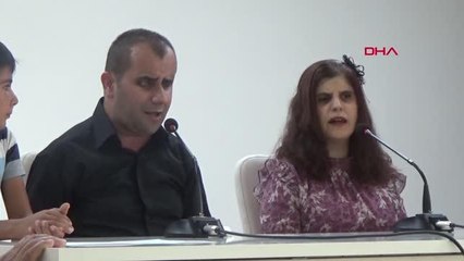 GÖRME ENGELLİ ÇİFT NİKAH TÖRENİNDE TÜRKÜ SÖYLEDİ