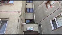 Yaşlı adam apartman merdivenlerinde ölü bulundu