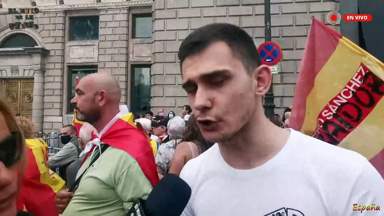 Entrevista Silvia y Pablo de el Muro de la Verdad, a Pablo de Democracia Nacional