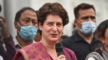 Priyanka Gandhi visits Hanuman temple in Rae Bareli