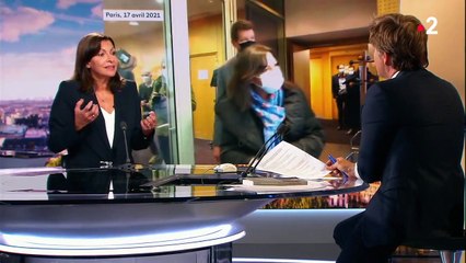 Présidentielle 2022 : "Je suis très fidèle à ma famille politique", déclare Anne Hidalgo