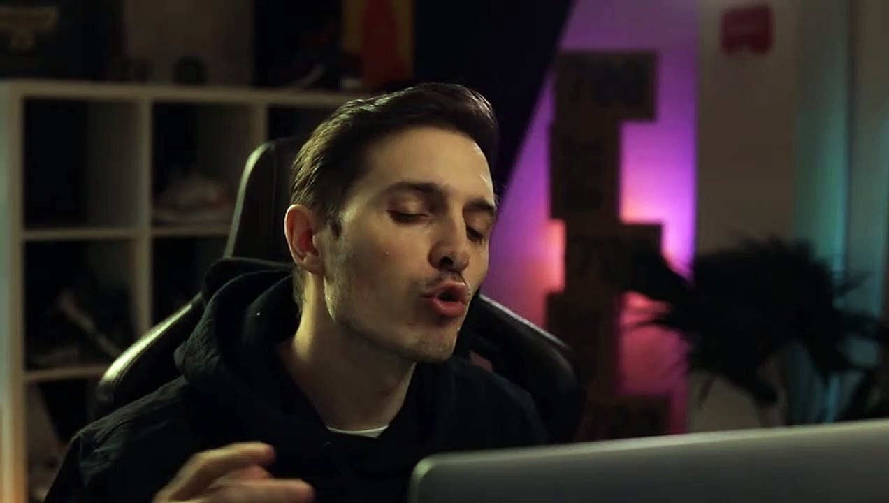 MOI & MOI - LE FEATURING