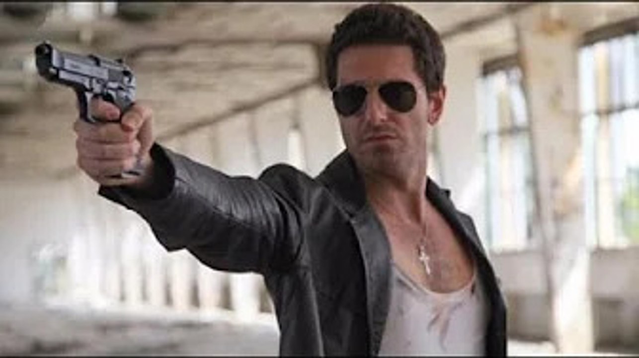 L'ispettore Coliandro 8, Giampaolo Morelli ammette: 'Ogni volta ho paura di non saperlo fare più' La