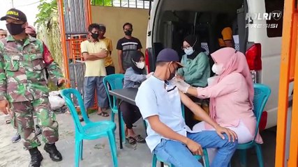 Tekan Covid-19, Polres Mimika Gelar Vaksinasi Mobile