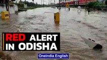 Odisha: Record rains submerge railway station, red alert sounded | Oneindia News