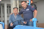 12 bin liraya aldı, 120 bin lira masraf yaptı! Babasının ihtiyaçtan sattığı traktörü 35 yıl sonra geri aldı