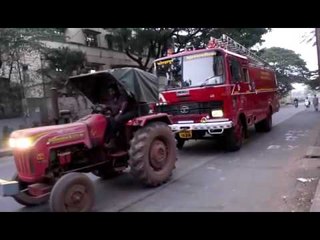 Fire Brigade Van broke down, Towed by Tractor in Kolhapoor
