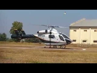 अकोला- पायलटचा गोंधळ, अशोक चव्हाण यांच्या जागेवर फडणवीस उतरले