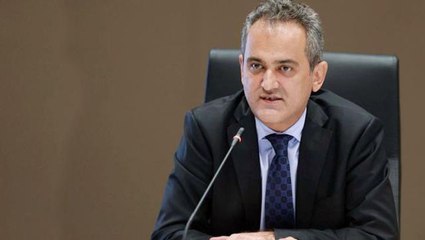 Milli Eğitim Bakanı Mahmut Özer'den velilerin merak ettiği soruya yanıt: Öğrencilerine ne aşı ne PCR zorunluluğu var