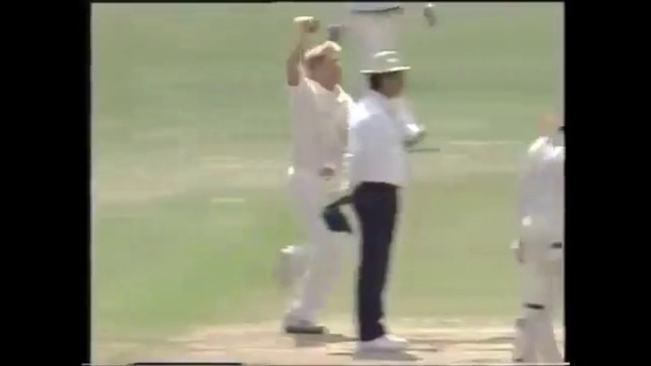 The Very Best of Shane Warne Wickets