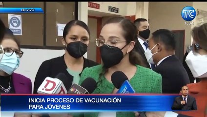 Inicia proceso de vacunación a adolescentes entre 12 y 15 años